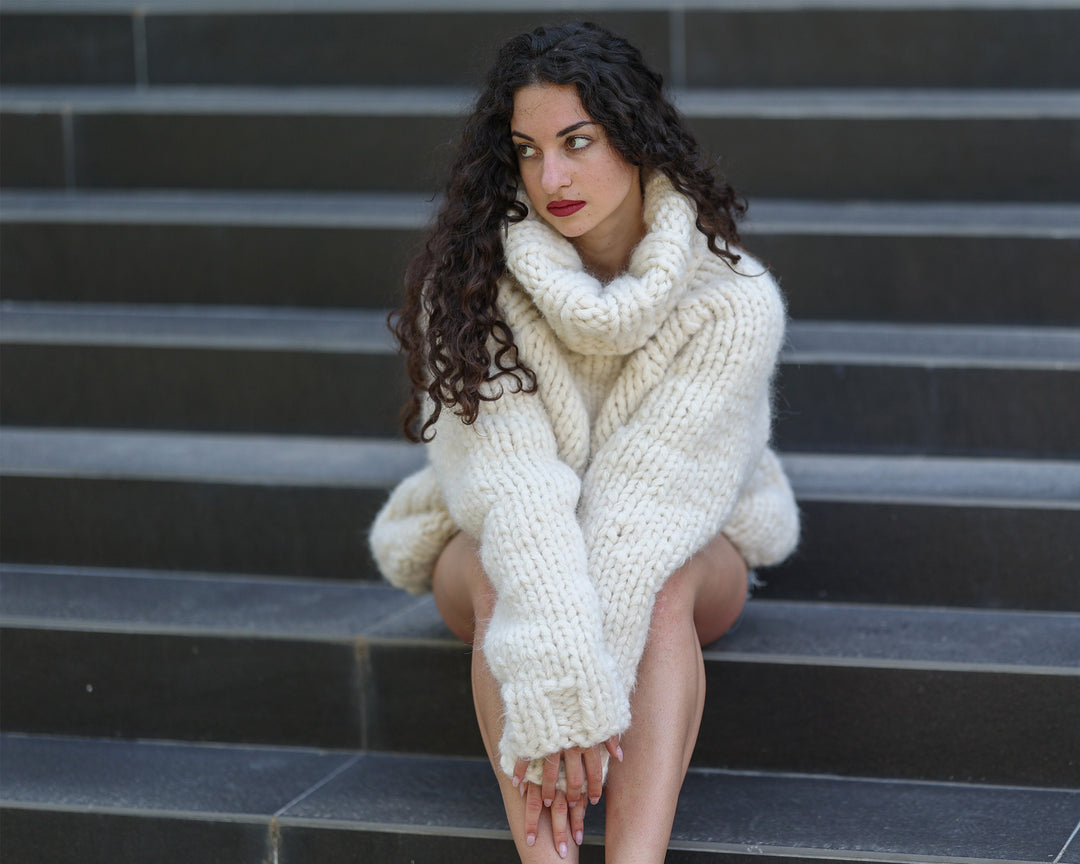 Hand Knitted 50-Strand Alpaca Wool Sweater, Chunky Bulky Winter Pullover T1439