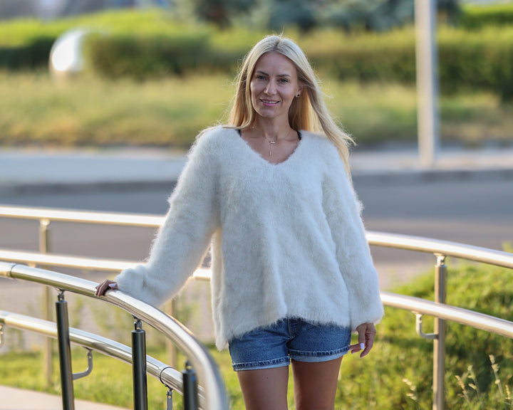 Hairy Suri Alpaca V-Neck Sweater, Hand Knitted Fluffy Fuzzy Jumper T1476