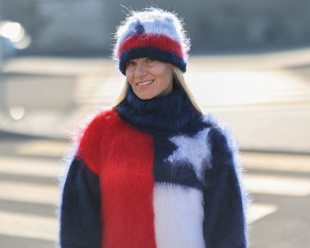 Chile Flag Mohair Sweater – Hand-Knitted Blue Pullover T1481
