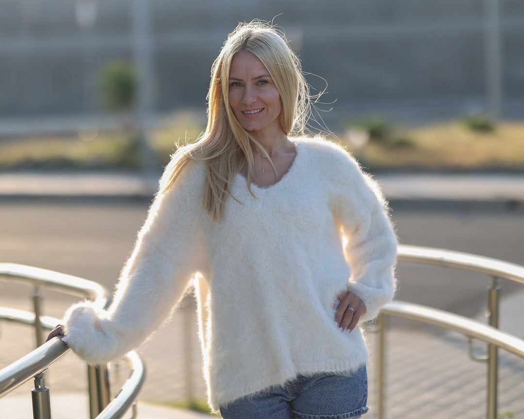 Hairy Suri Alpaca V-Neck Sweater, Hand Knitted Fluffy Fuzzy Jumper T1476