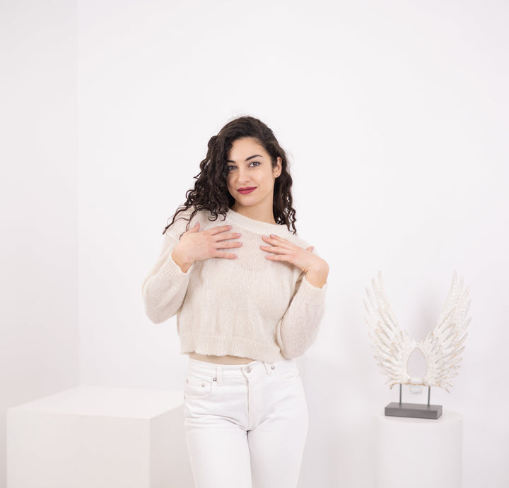 One available in size S , Short knitted sweater, in Baby Alpaca and merino T1558