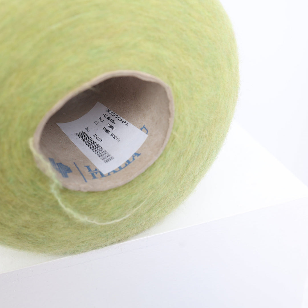 Mint Green Yak Merino Yarn Blend: Knitting, Weaving, Crochet (100g / 3.52oz)