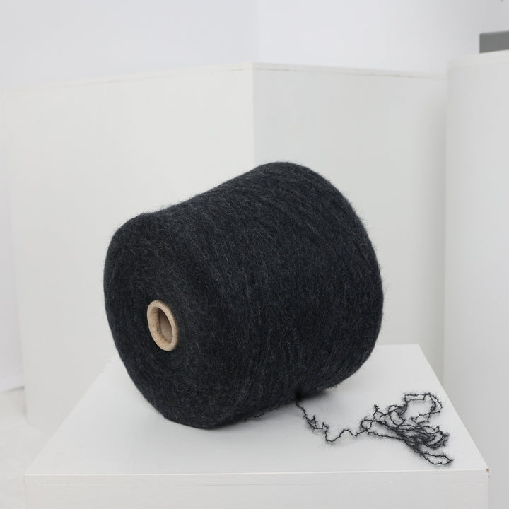 Black Yak Merino Yarn Blend: Knitting, Weaving, Crochet (100g/3.52oz)