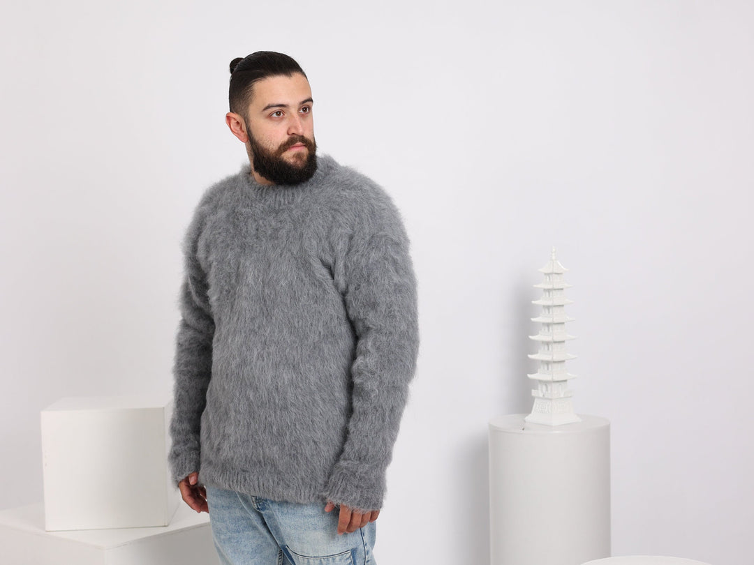 Hand-Knitted Gray Alpaca Blend Sweater – Crew Neck Jumper T1664