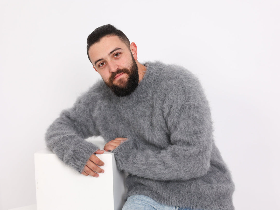 Hand-Knitted Gray Alpaca Blend Sweater – Crew Neck Jumper T1664