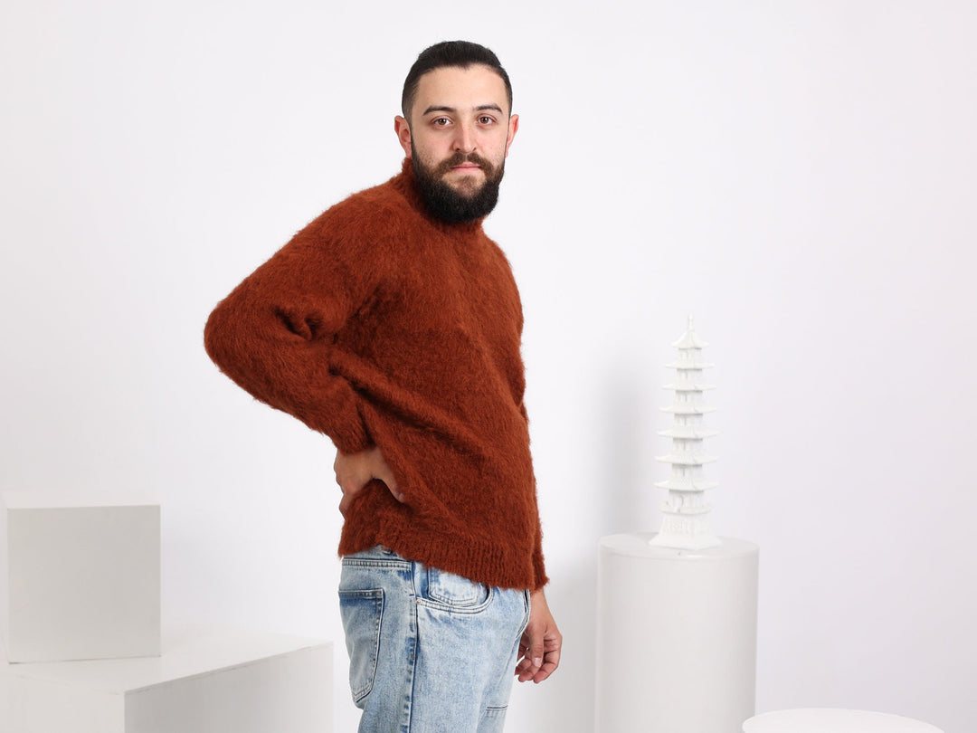 Alpaca Wool Blend Men’s Sweater – Hand-Knitted Cozy Natural Fiber Pullover T1562
