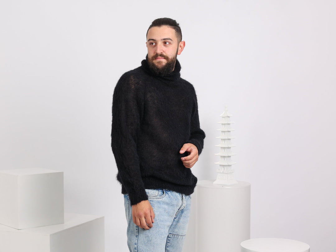 Men’s Black Alpaca Wool Sweater – Hand-Knitted Timeless Cozy Winter Pullover T1581
