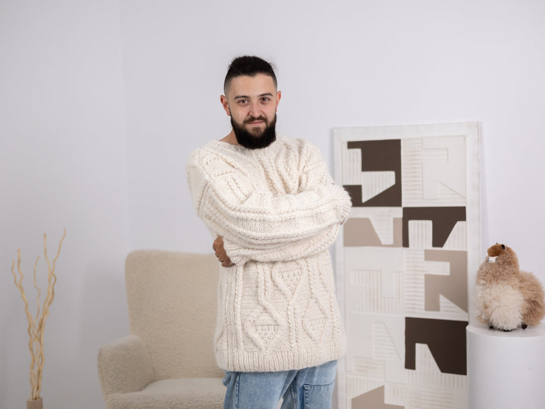 12-Strand Alpaca and Merino Yarn Men’s Sweater – Hand-Knitted Cream Cable Knit Jumper T1673