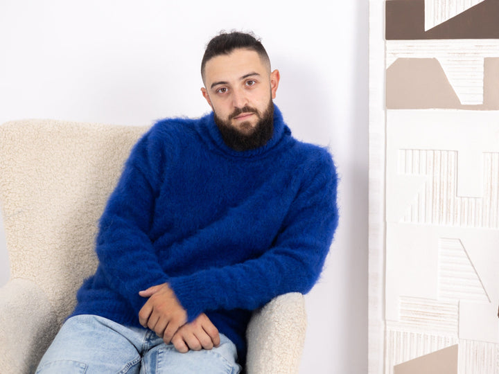 Blue Men’s Alpaca Sweater – Hand-Knitted Fluffy Soft Jumper T1676