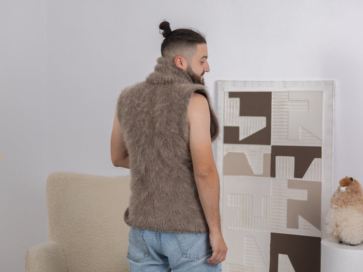 Beige Fluffy Kid Mohair Vest – Hand-Knitted Fuzzy Men’s Sweater T1680