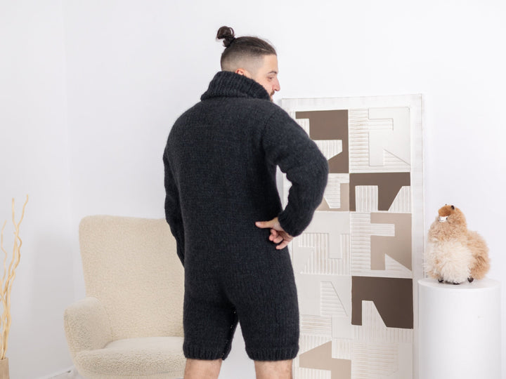 20-Strand Yak Yarn Men’s Catsuit – Hand-Knitted Short Leg Jumpsuit T1685