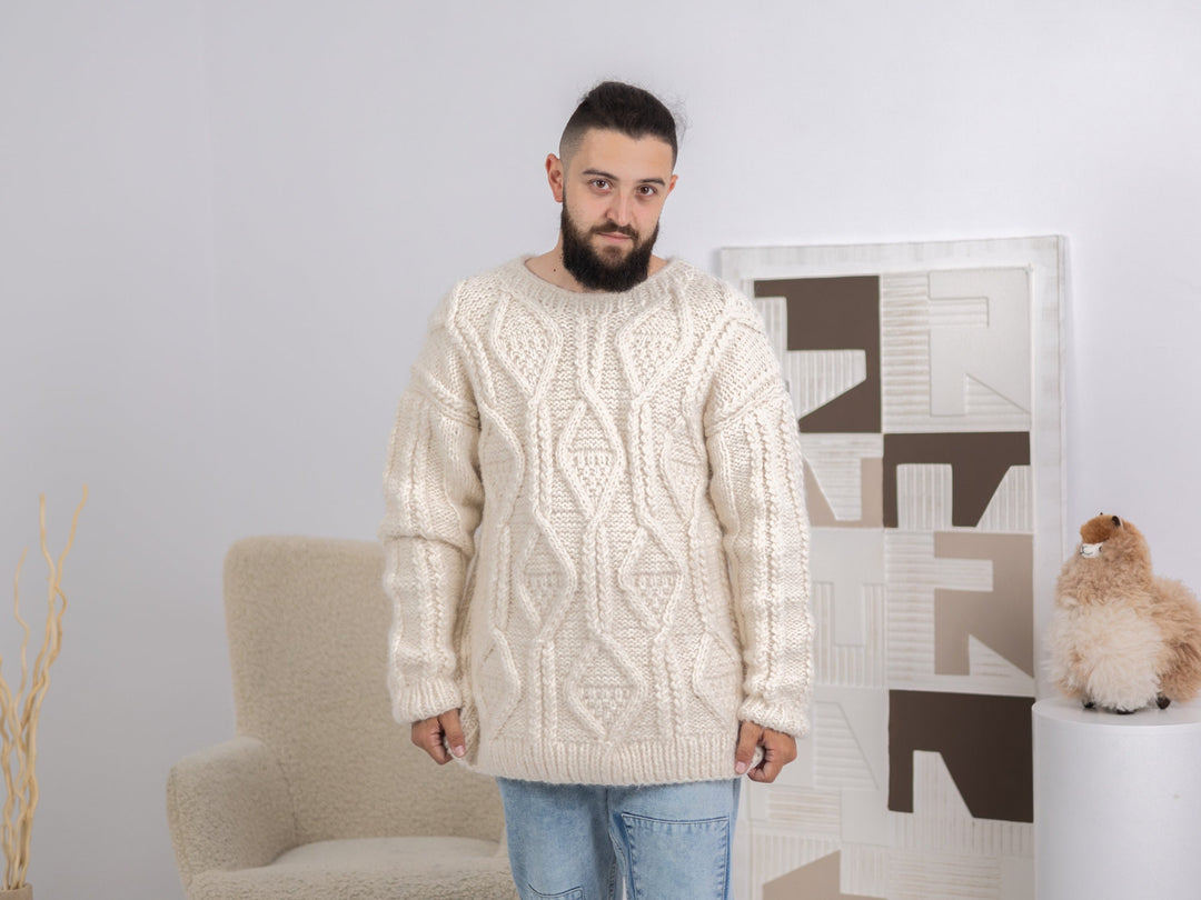 12-Strand Alpaca and Merino Yarn Men’s Sweater – Hand-Knitted Cream Cable Knit Jumper T1673