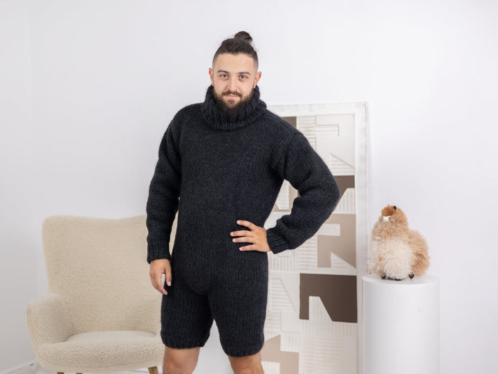 20-Strand Yak Yarn Men’s Catsuit – Hand-Knitted Short Leg Jumpsuit T1685