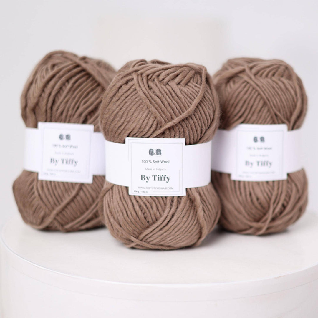 Bulky Soft Wool Yarn: Chunky Beige Knitting, Crochet (100g)