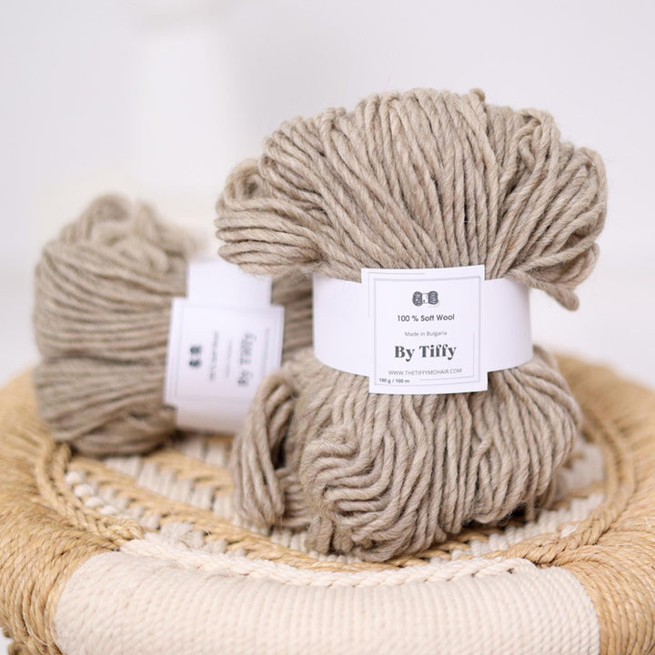 Eco Soft Wool Yarn: Superwash Aran Knitting Yarn