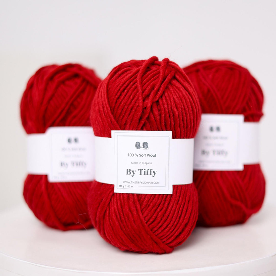 Super Bulky Brick Red Wool Yarn: Chunky Jumbo Knitting, Felting