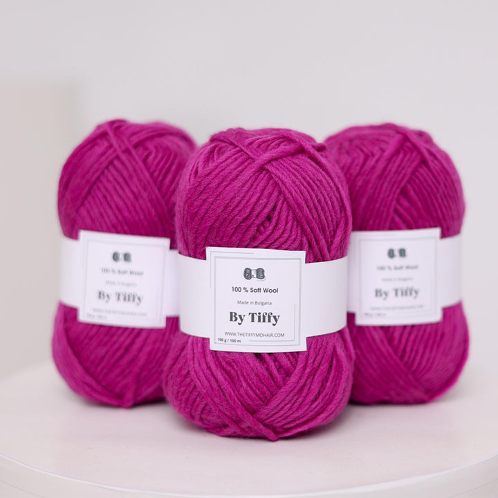 Pink Chunky Wool Yarn: Super Bulky, Soft Wool (100g)