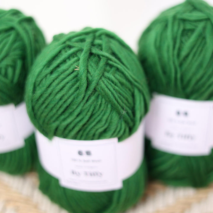 Grass Green 100 %  Wool yarn