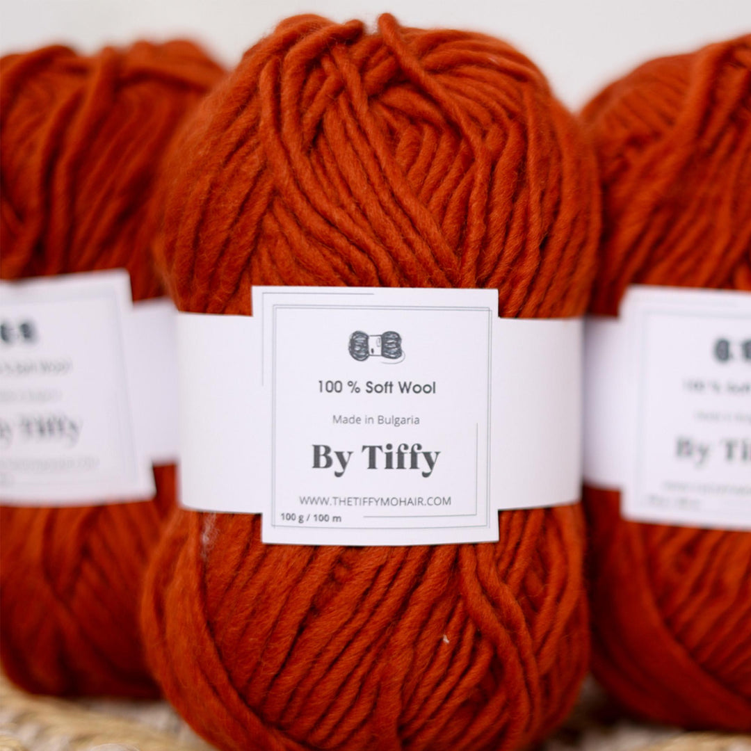 Orange Super Chunky Wool Yarn - 100g Ball