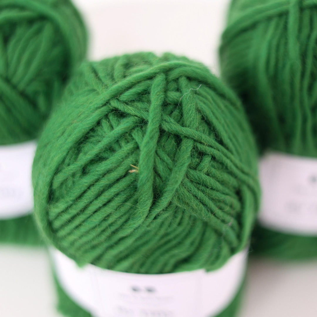 Grass Green 100 %  Wool yarn