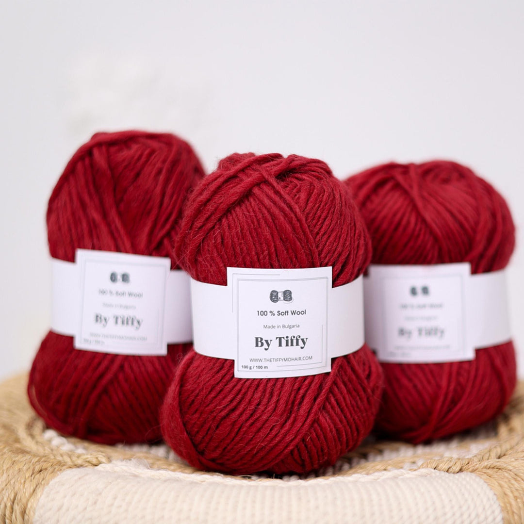 Wine Red Soft Wool Yarn: Super Bulky 100g Ball