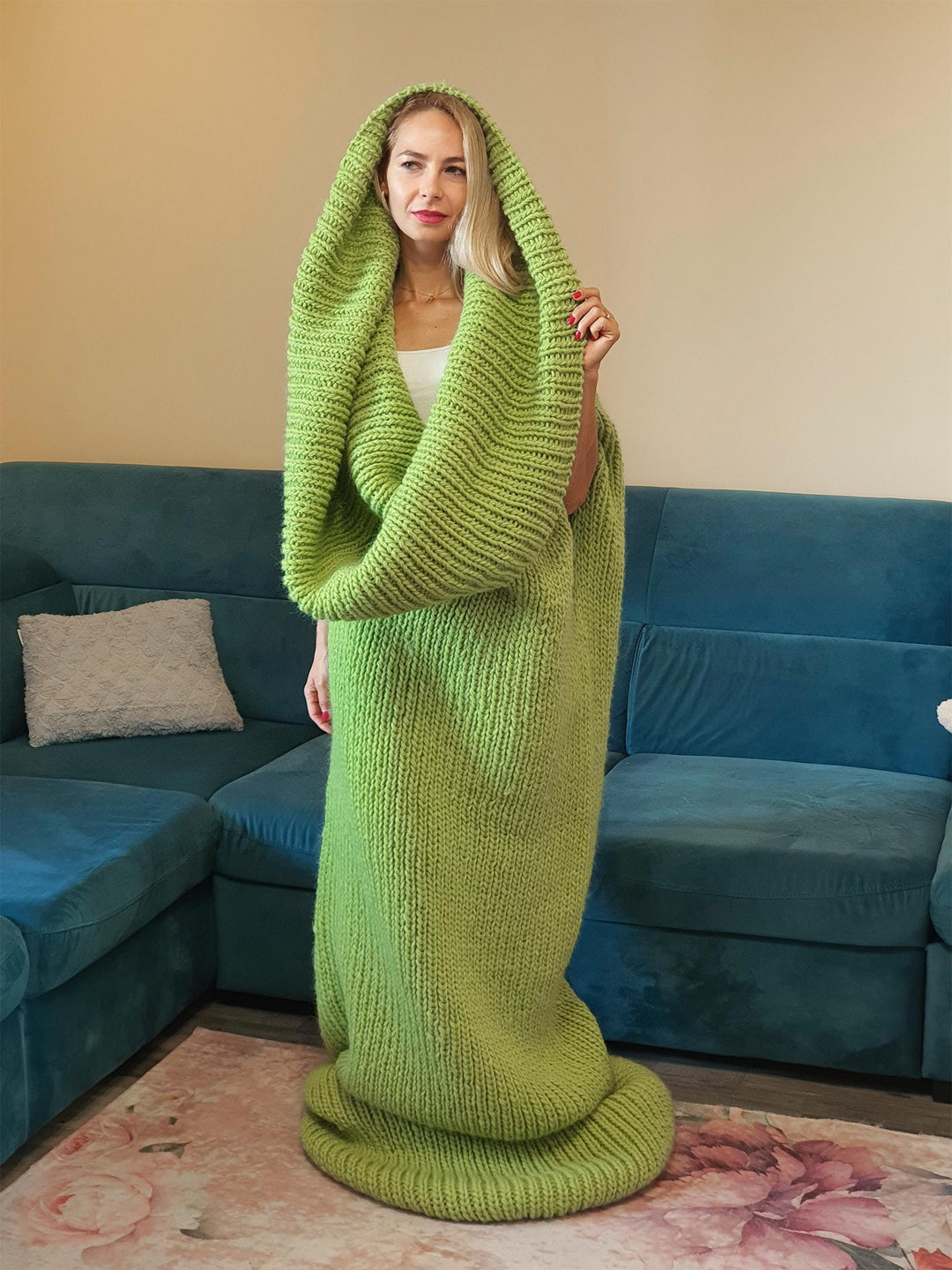 Super Bulky Apple Green Wool Yarn: Chunky Jumbo Knitting, Felting
