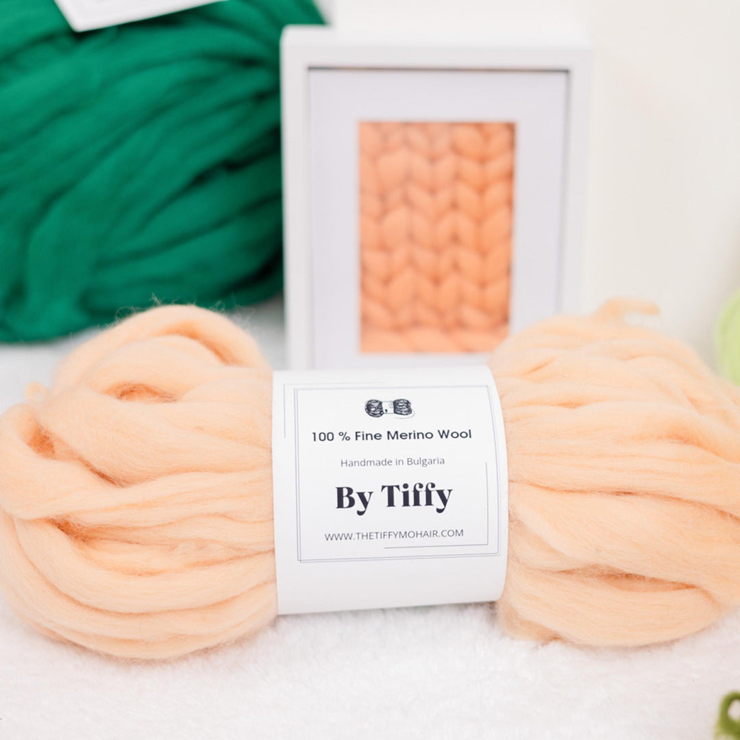 Handspun Merino Roving Wool Yarn: Chunky Blanket, Crochet (100g)