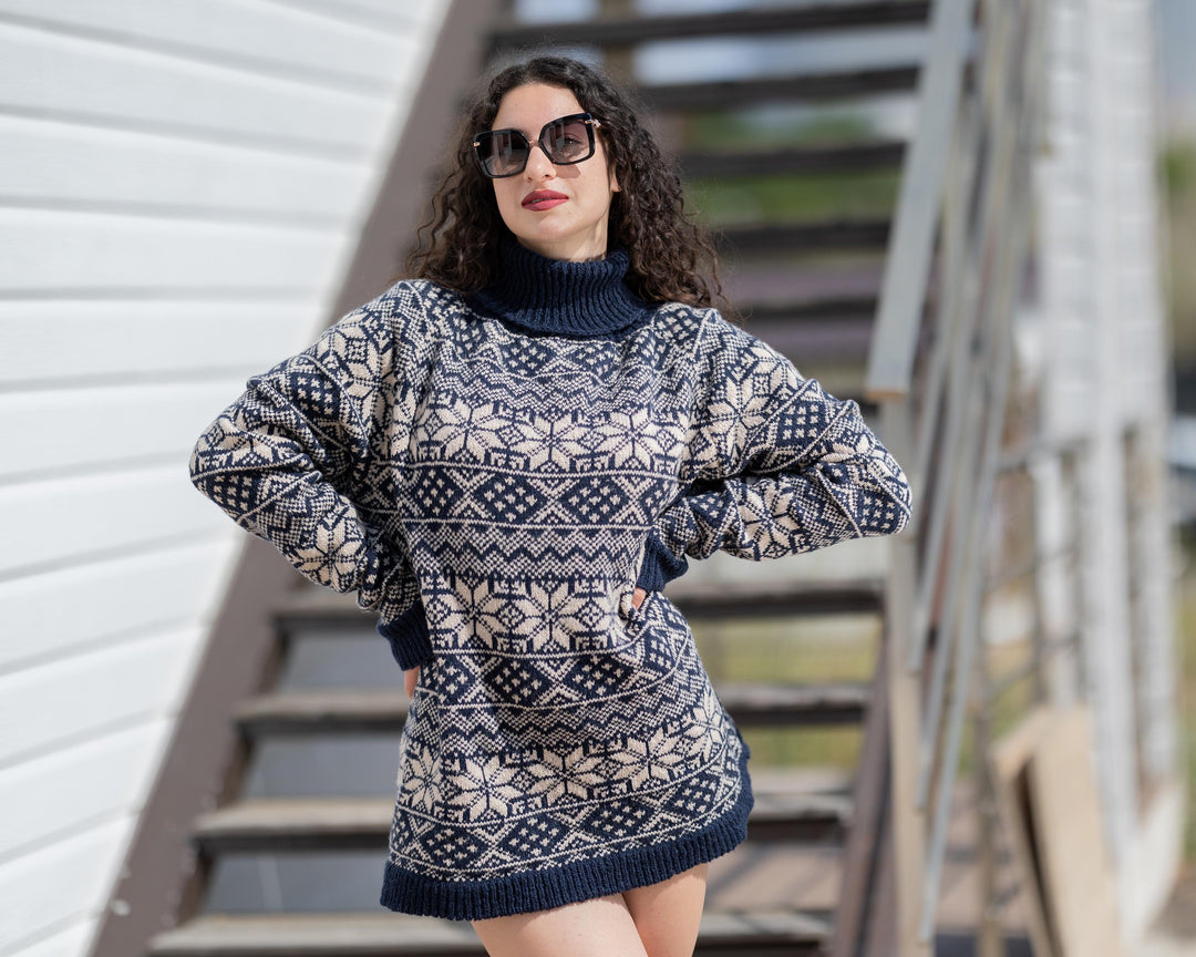 One available in size 7XL, Norwegian Pattern Merino Wool Sweater T1775