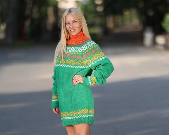 Green Scandinavian Wool Sweater, Hand Knitted Nordic Pattern Pullover T1772