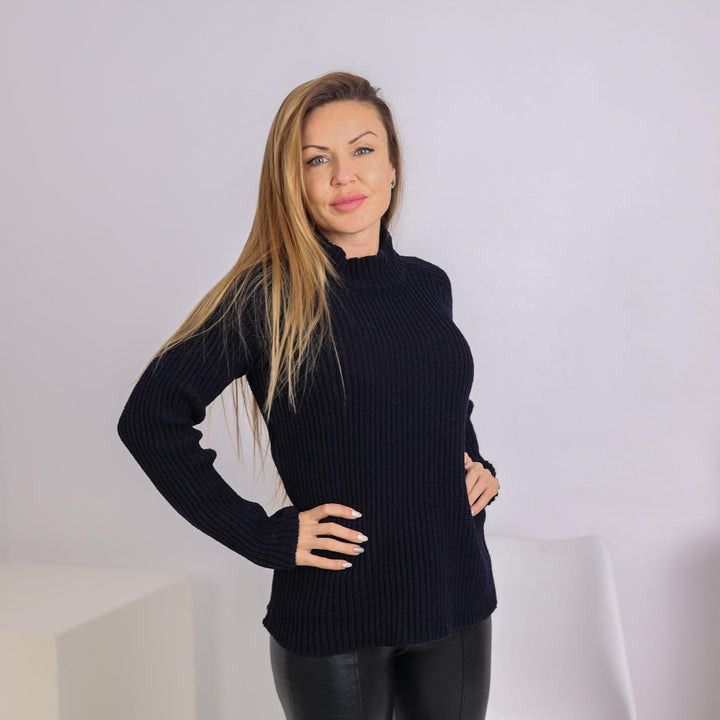 One available in size XS , 100% Cashmere Ribbed Sweater – Soft, Warm Jumper T1807