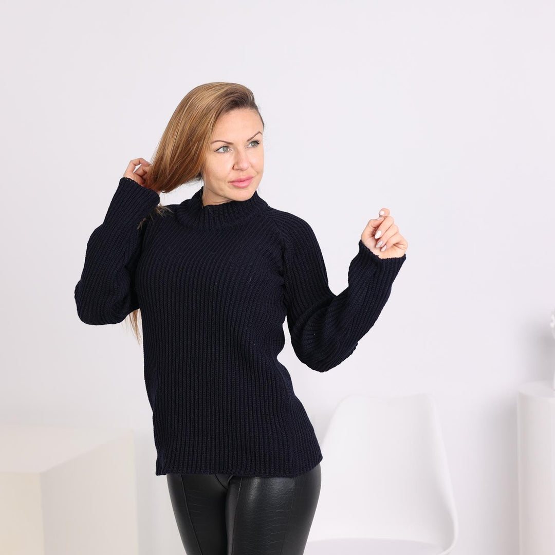 One available in size M , 100% Cashmere Ribbed Sweater , Winter Jumper T1807