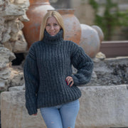 Pull super épais gris en alpaga – Tricoté main, 12 brins, col roulé en côte anglaise T1864