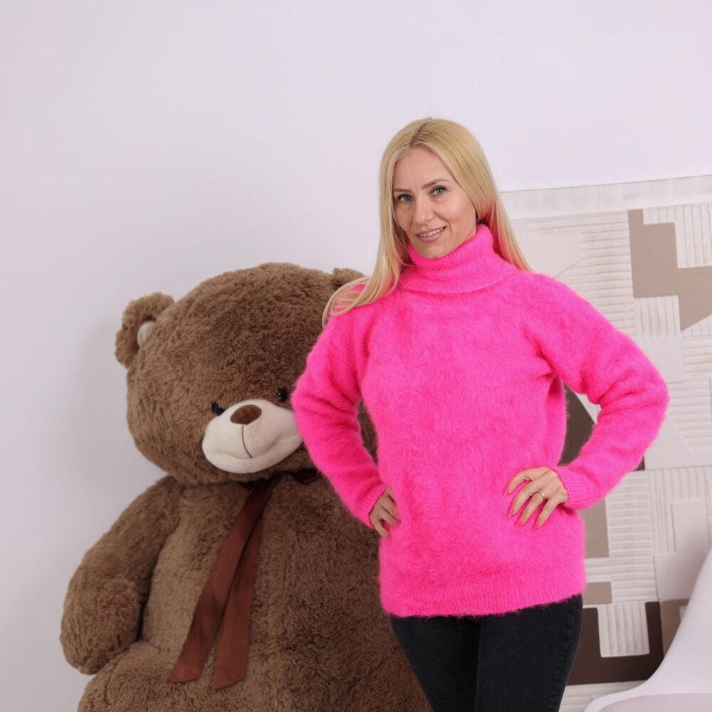 Hot Pink Fluffy Alpaca Yarn: Italian Brushed Luxury Nm 12000