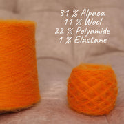 Leuchtend oranges Alpaka-Wollmischgarn: Weiches italienisches Strickgarn