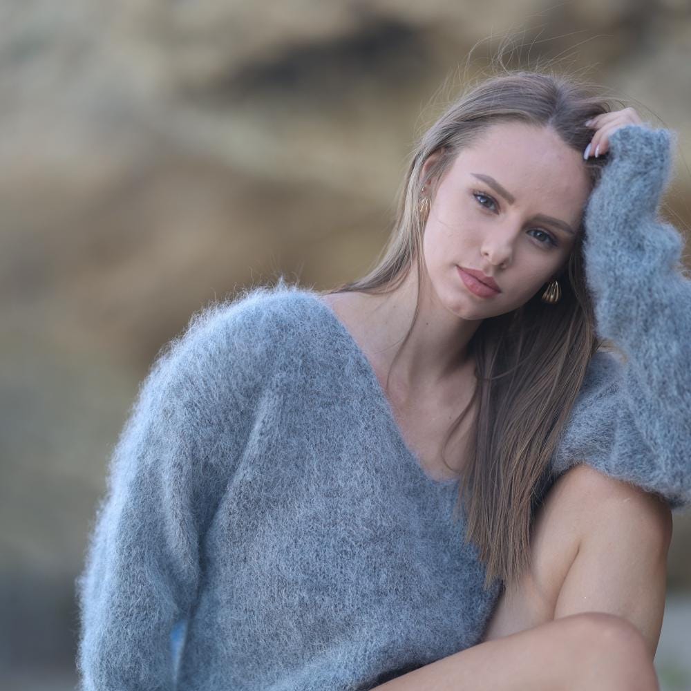 One available in size 3XL,  Hand knittedFluffy Sweater in mohair and alpaca blend T1947