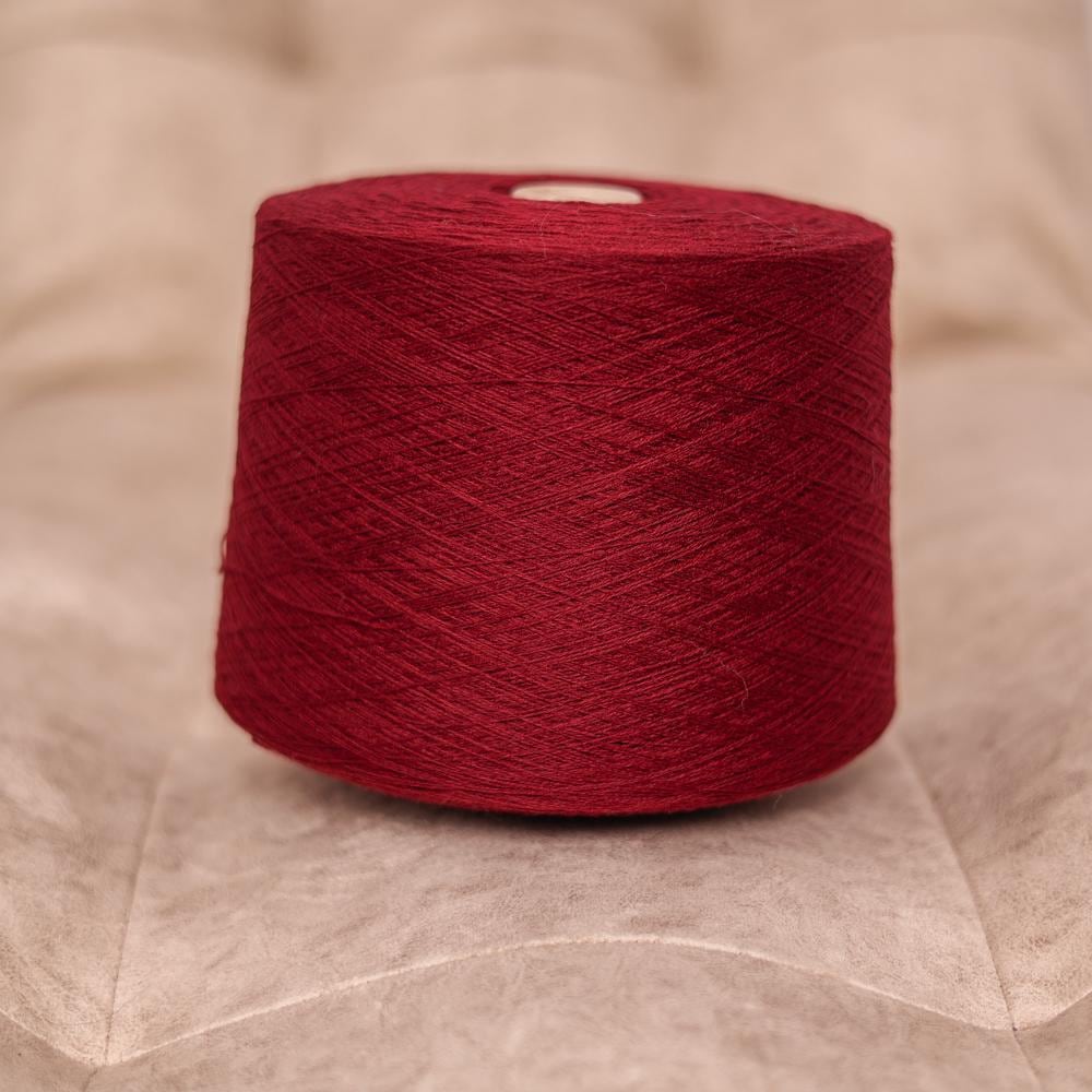 Luxury 100% Cashmere Yarn: Italian Red, Knitting & Weaving, 1400m per 100g