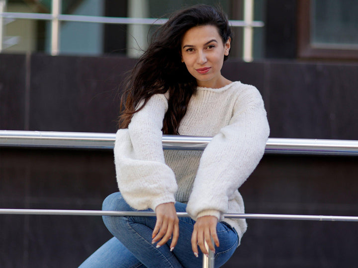 White Organic Cotton Blend Yarn: Soft Eco-Friendly Italian Knitting Yarn