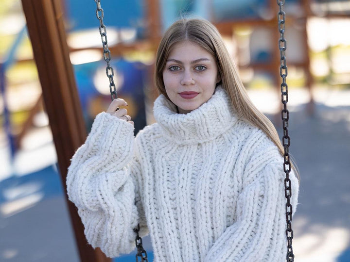 Soft Beige Organic Cotton Blend Yarn: Eco-Friendly Italian Knit Crochet