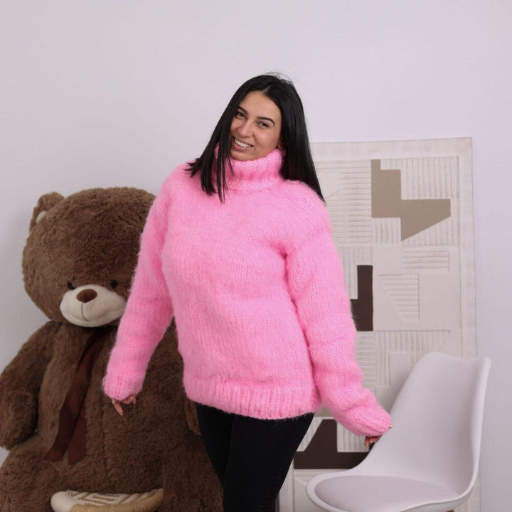 Fluffy Pink Alpaca Yarn: Italian Luxury Lace-Weight