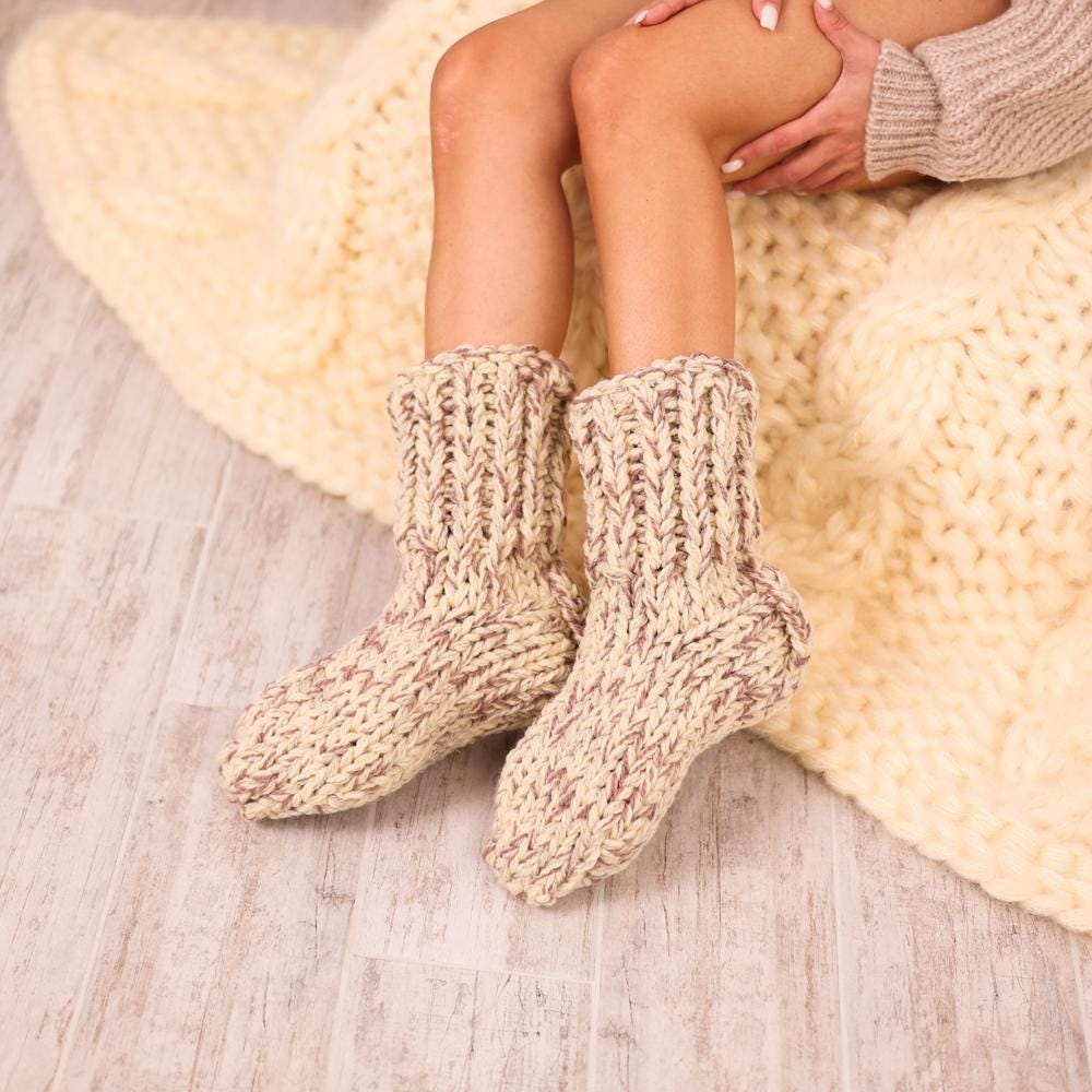 Chunky Itchy Wool Socks – Hand Knitted Boot Style Slippers T1966
