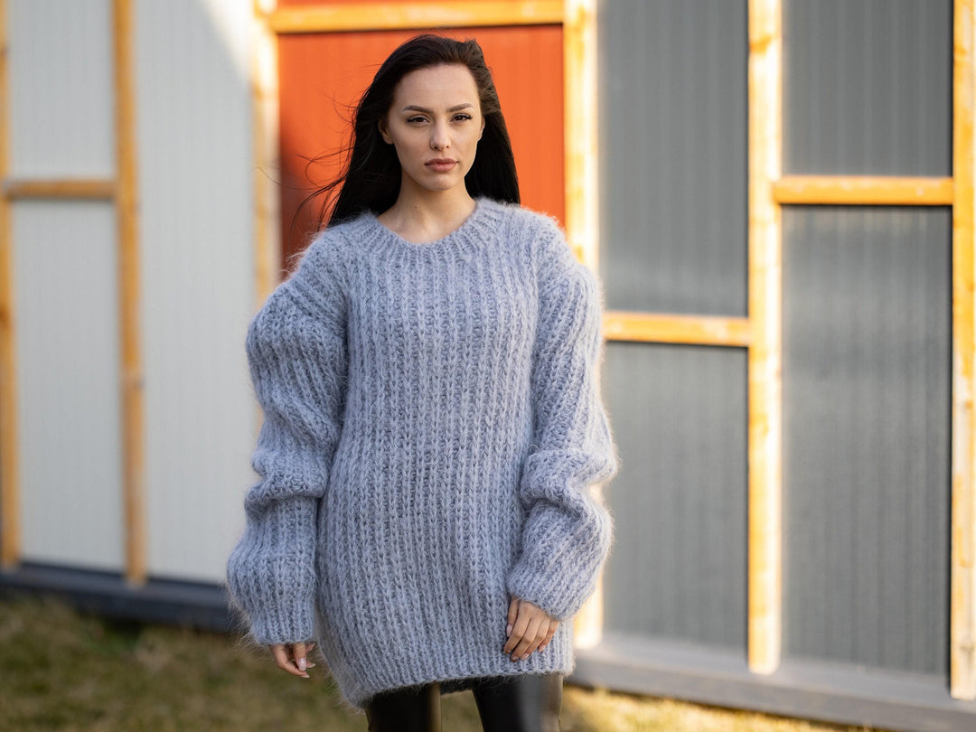 Gray Mohair Sweater – Hand-Knitted Soft Crewneck Pullover T1192