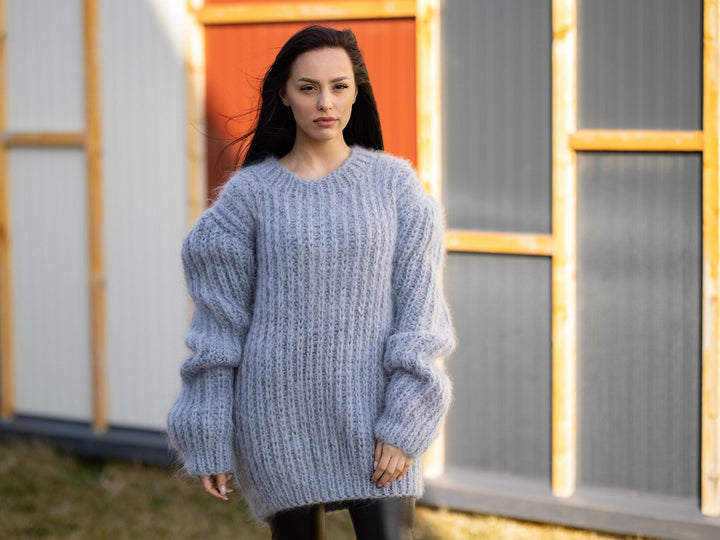 Gray Mohair Sweater – Hand-Knitted Soft Crewneck Pullover T1192