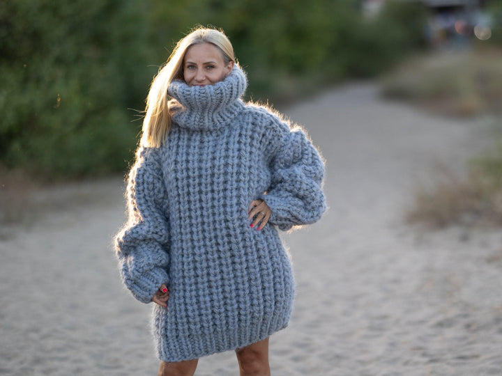 8-Strand Chunky Gray Mohair–Wool Mix Sweater – Hand-Knitted Pullover T1249