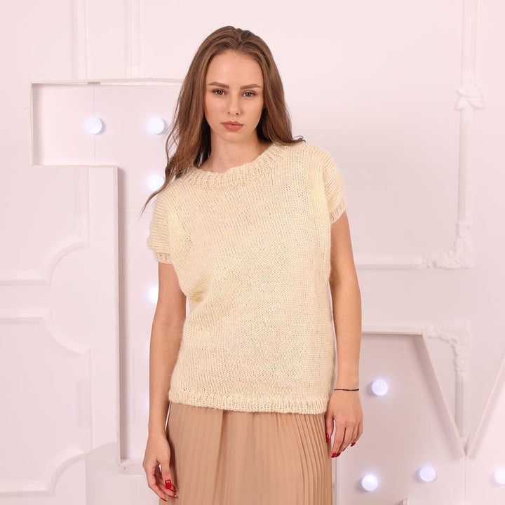 Mohair Short-Sleeve Sweater in Cream – Soft Hand-Knit Lightweight Summer Pullover T2015