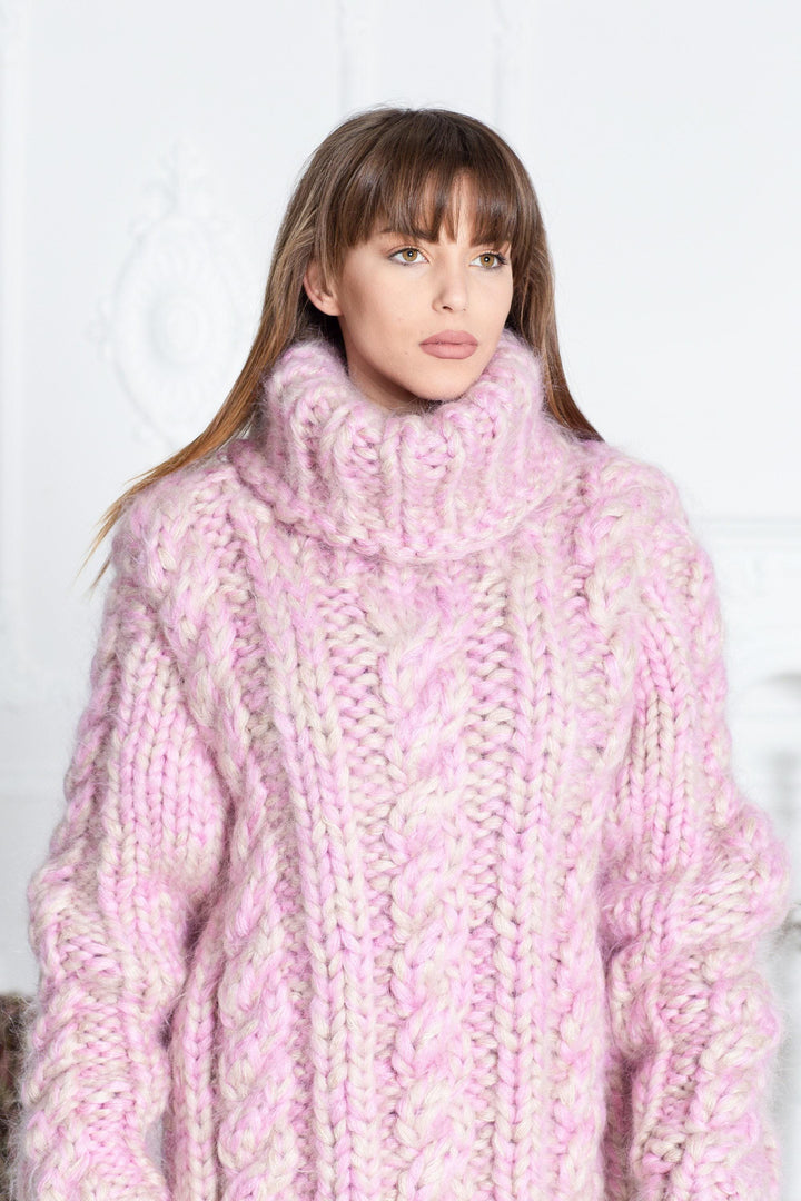 3.5 kg 15-Strand Mohair Sweater – Hand-Knitted Chunky Turtleneck Pullover T586