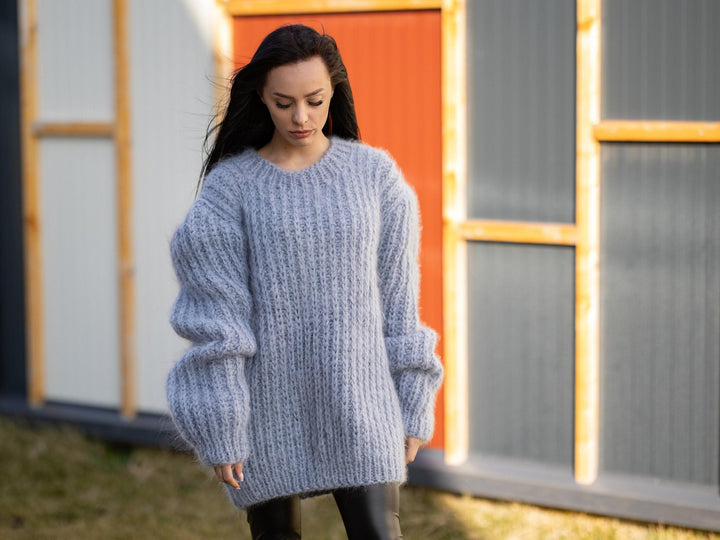 Gray Mohair Sweater – Hand-Knitted Soft Crewneck Pullover T1192