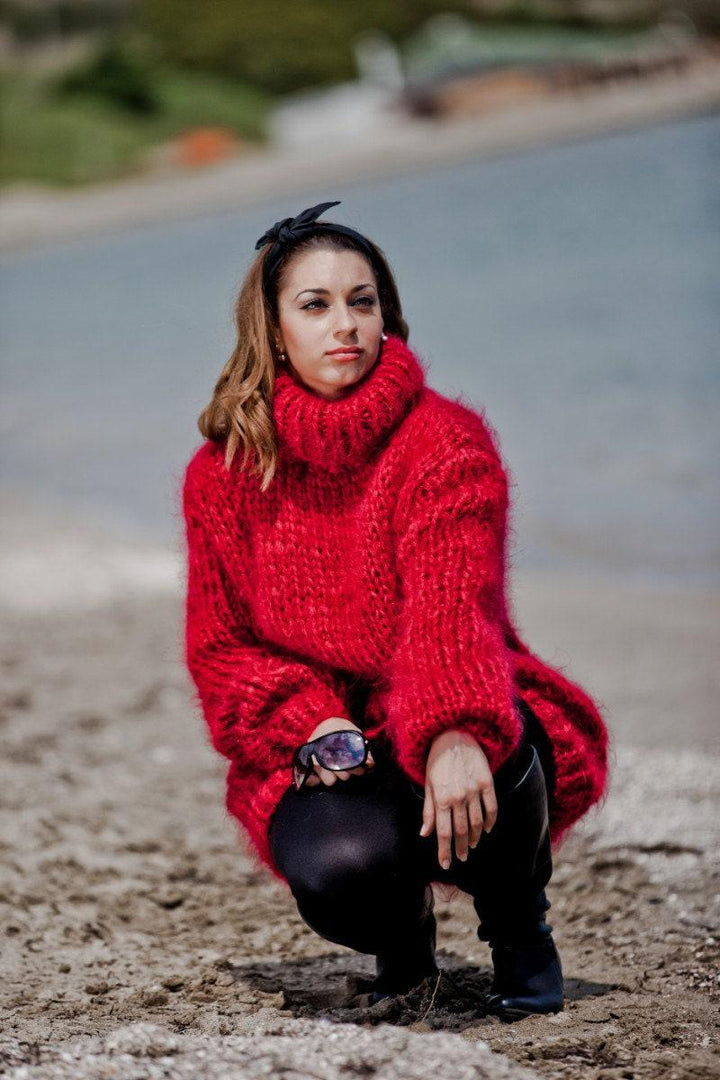 Thick Mohair Sweater – Hand-Knitted Fluffy Oversized Chunky Turtleneck Pullover T44