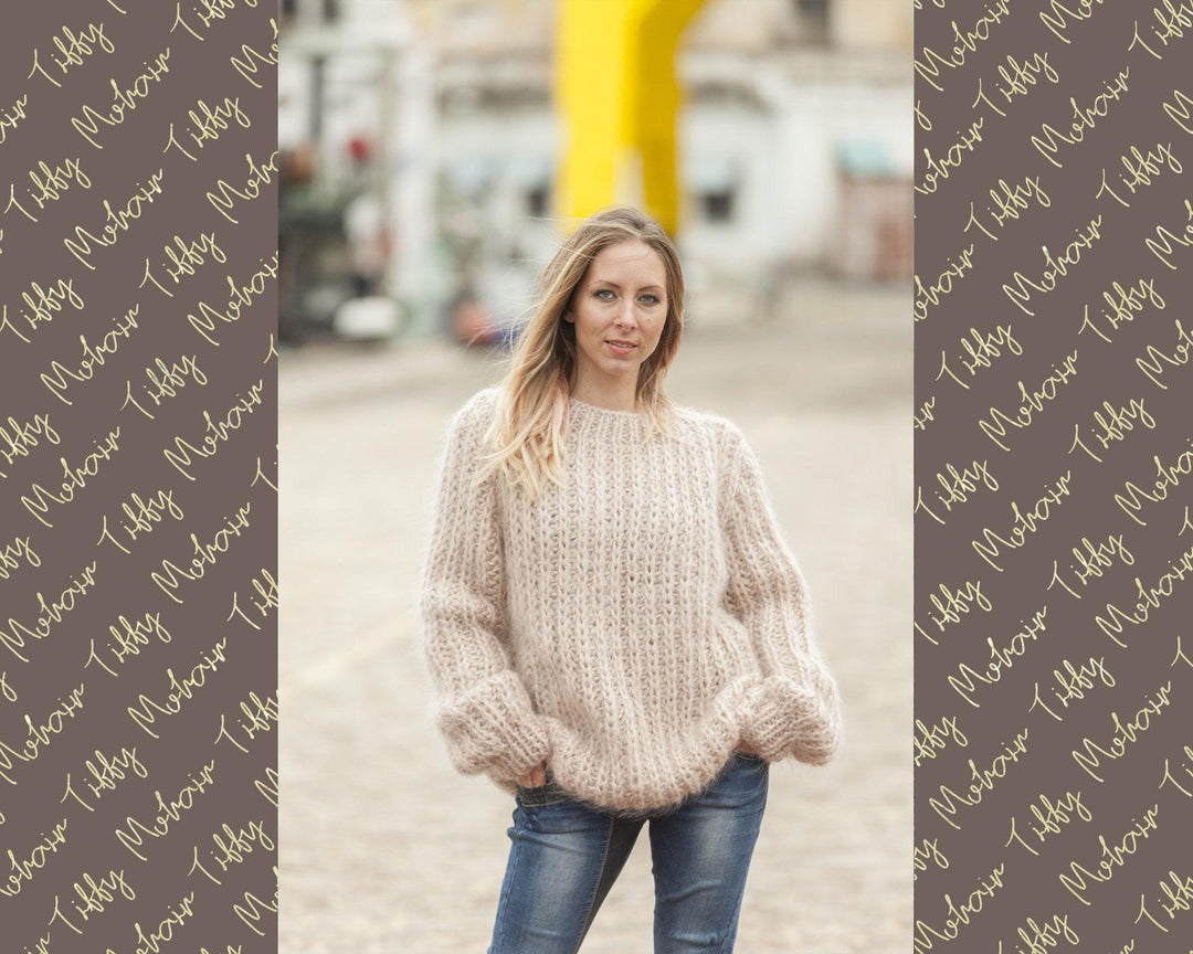 Beige Mohair Sweater – Hand-Knitted Soft Ribbed Thick Oversized Crewneck Pullover T464