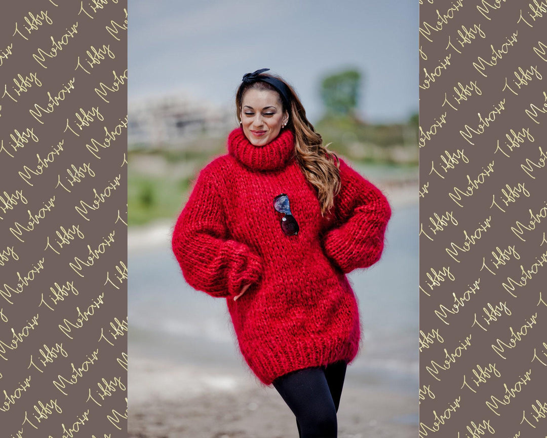 Thick Mohair Sweater – Hand-Knitted Fluffy Oversized Chunky Turtleneck Pullover T44