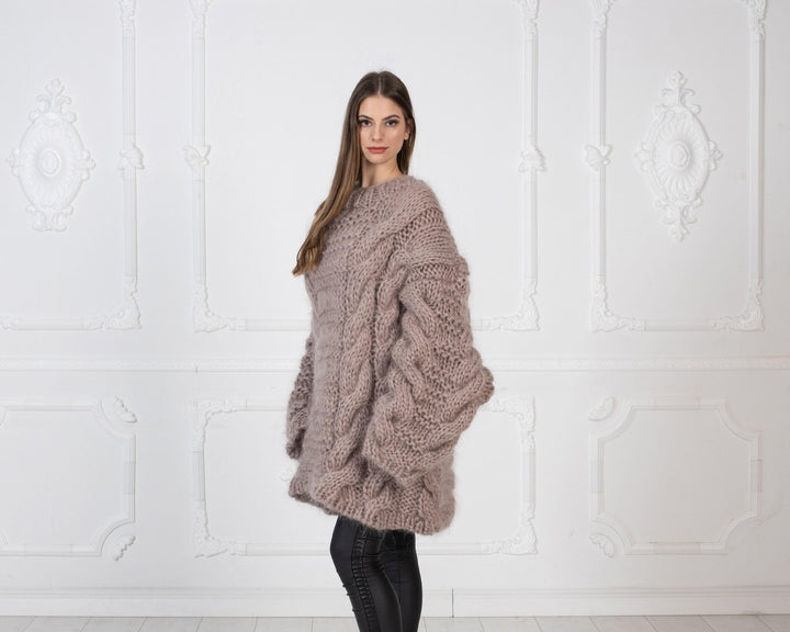 Oversized Loose Knit Beige Mohair Sweater – Hand-Knitted Cabled Chunky Pullover T992W